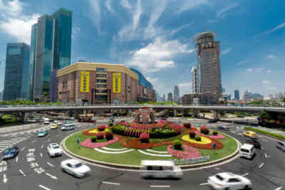 Super Brand Mall Michelin Professional Photo 2